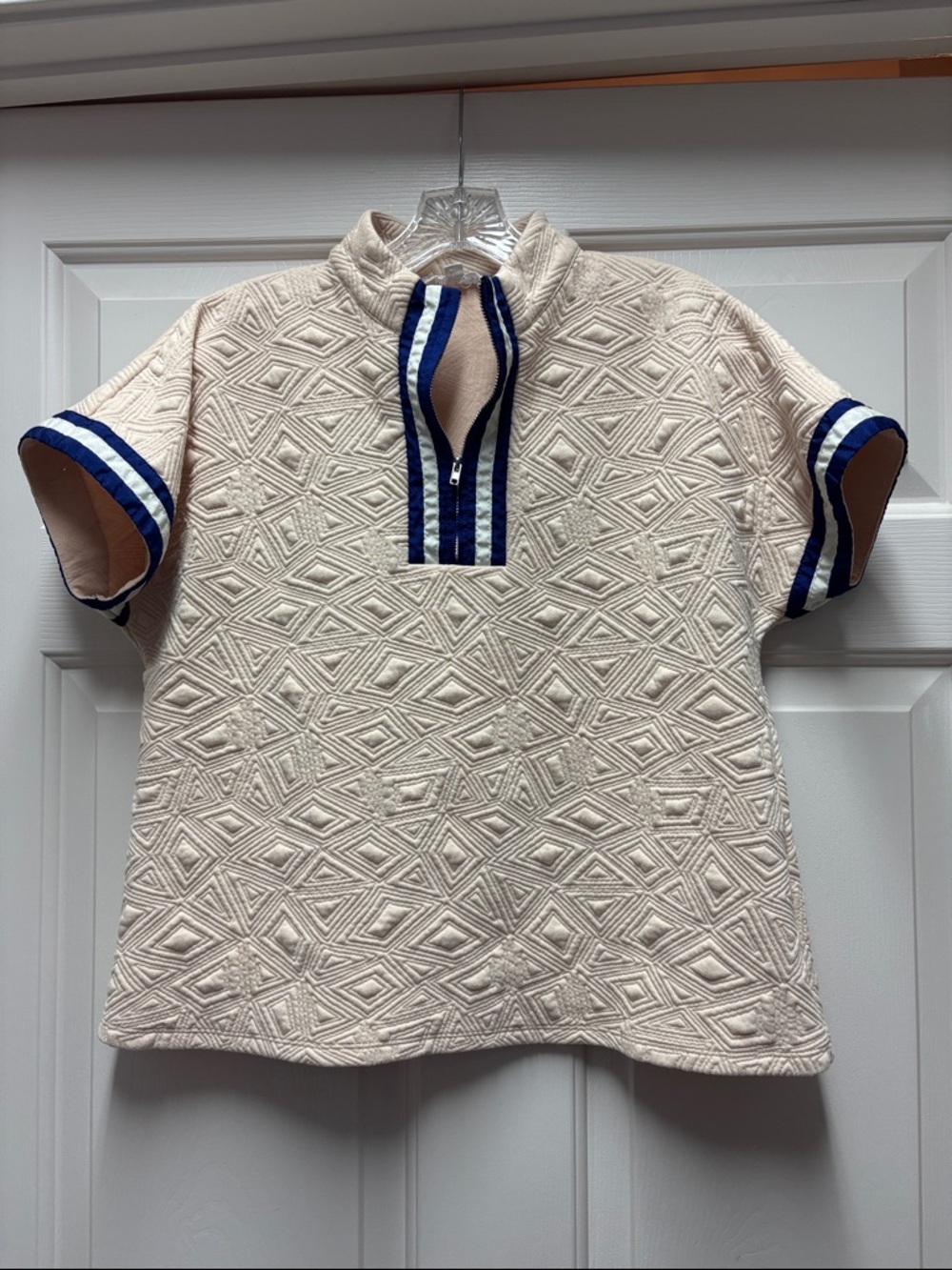THML Cream Quilted Short-Sleeve Top Royal Blue Trim Quarter zip SMALL